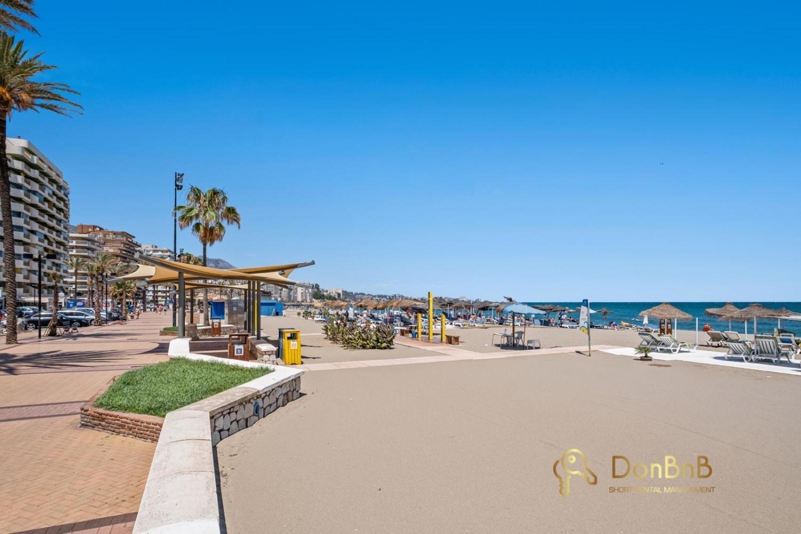 Con Parking Privado En El Paseo Maritimo De Lejlighedshotel *